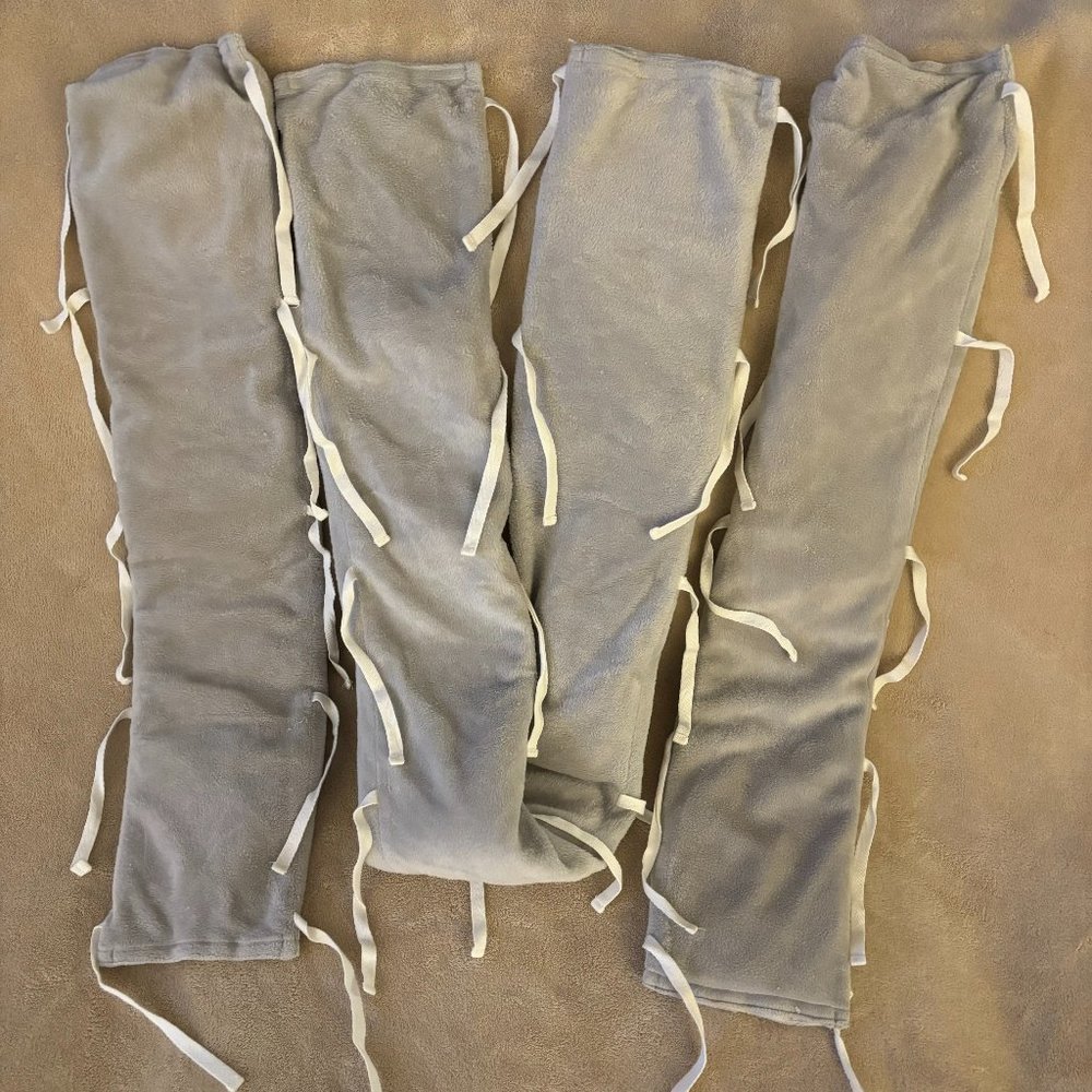 GO MAMA GO Crib Teething Guards in color GRAY MINKY
